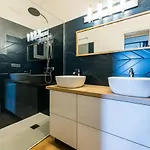 Apartament Coral Keyweek Apt In Center Closed To The Private Garage