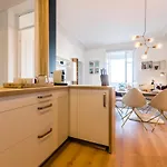 Apartament Coral Keyweek Apt In Center Closed To The Private Garage