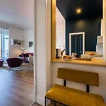 Coral Keyweek Apt In Center Closed To The Private Garage Apartament *