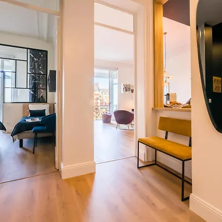 Coral Keyweek Apt In Center Closed To The Private Garage Biarriz