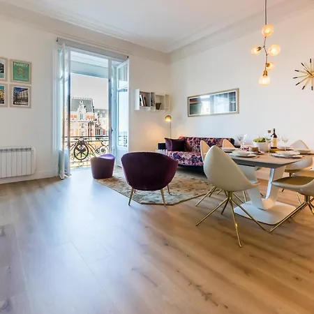 Appartement Coral Keyweek Apt In Center Closed To The Private Garage *