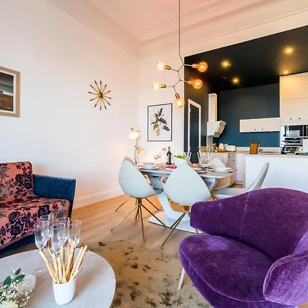 Coral Keyweek Apt In Center Closed To The Private Garage