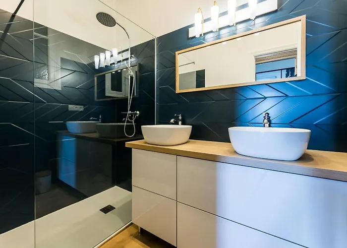 Appartement Coral Keyweek Apt In Center Closed To The Private Garage