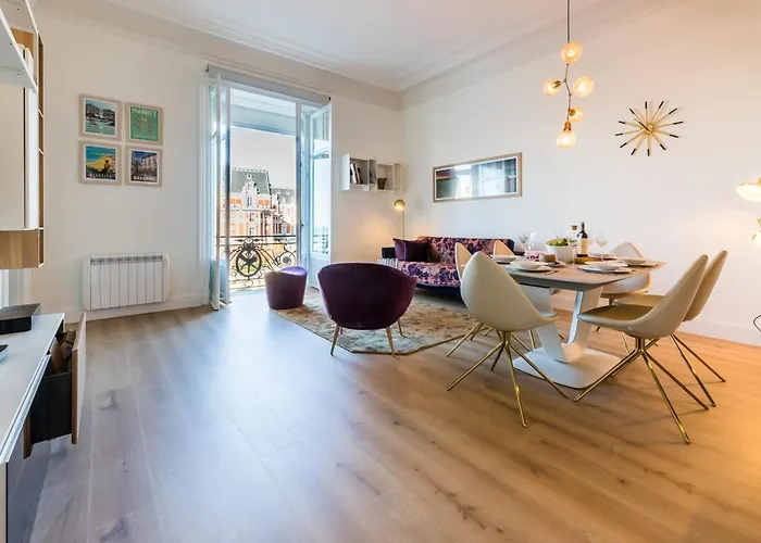 Appartement Coral Keyweek Apt In Center Closed To The Private Garage *